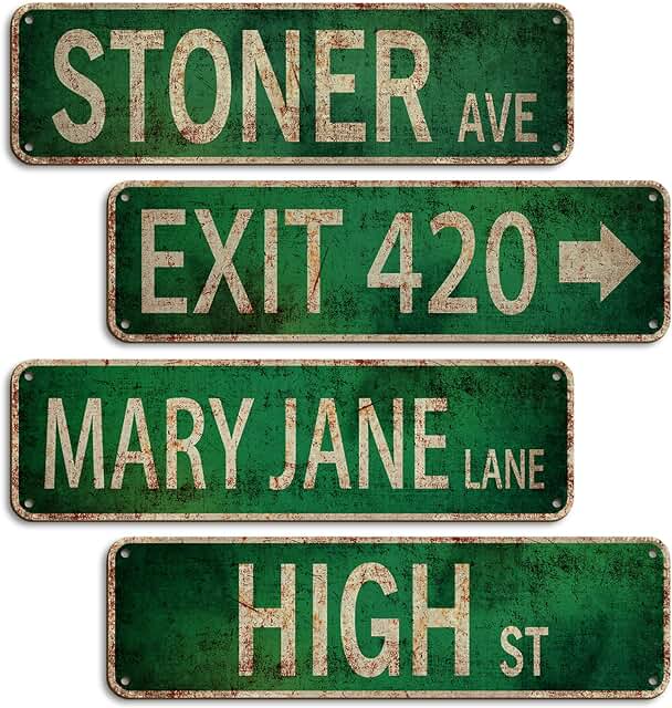 Smoker Signs by thedopestreviews.com